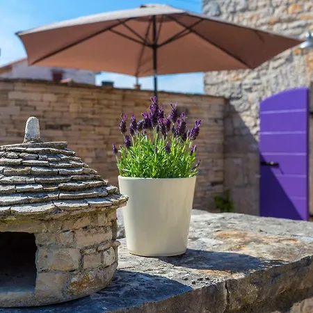 Kristina In Burici Maison d'hôtes